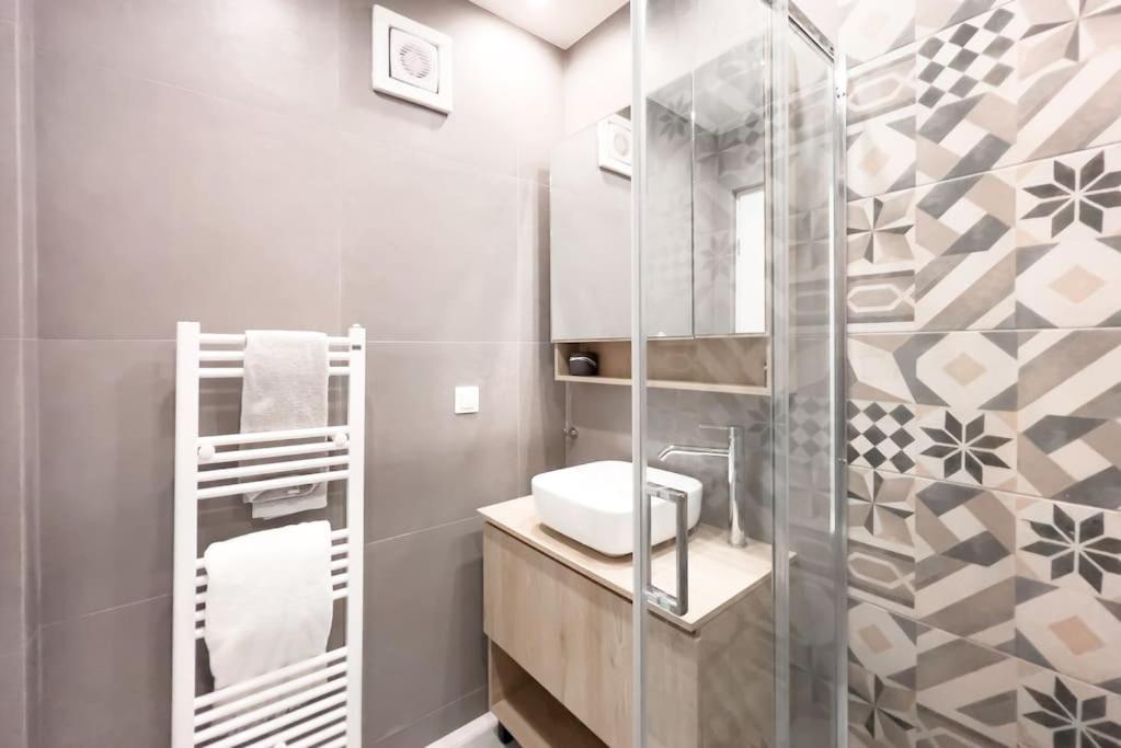 Luxury Studio With Garden Next To Acropolis Athens Luaran gambar