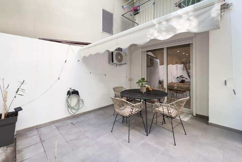 Luxury Studio With Garden Next To Acropolis Athens Luaran gambar
