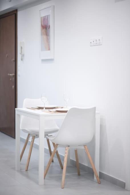 Luxury Studio With Garden Next To Acropolis Athens Luaran gambar