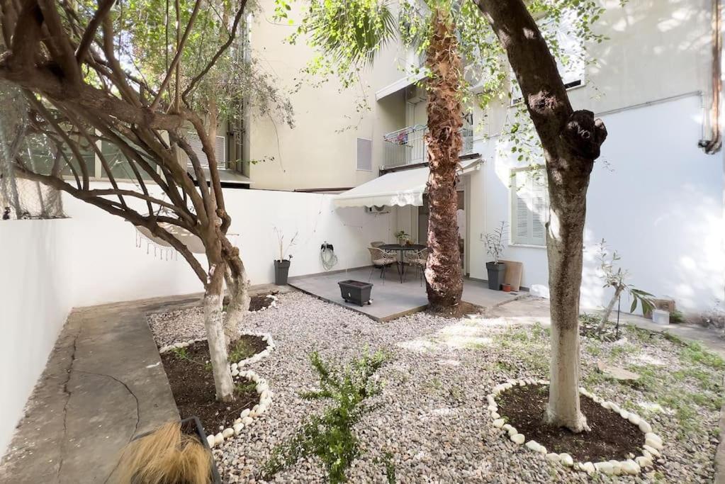 Luxury Studio With Garden Next To Acropolis Athens Luaran gambar